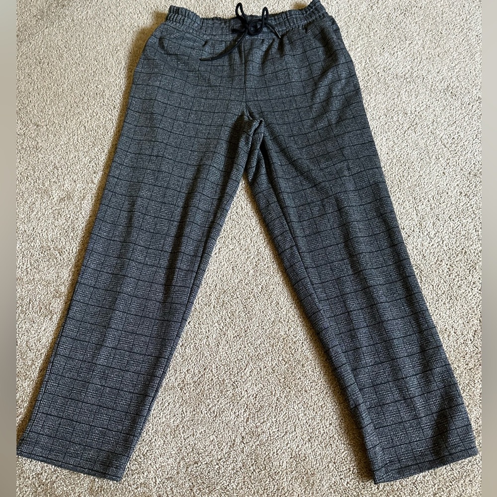A New Day Gray Plaid High-Rise Slim Straight Fit Ankle Pull-On Pants. Size XS